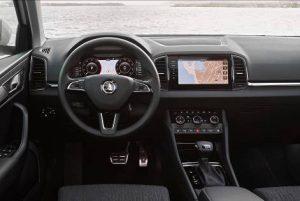 skoda-karoq-2019-innen-armaturenbrett