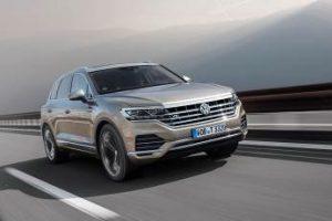 vw-touareg-v8-2020-aussen-dynamisch