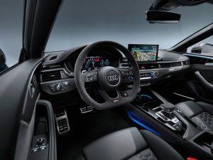 audi-rs5-coupe-2020-innen-cockpit-seitlich