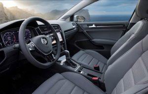 vw-golf-variant-neu-2020-innen