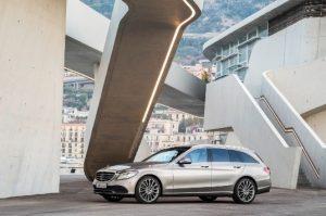 mercedes-c-klasse-t-modell-2020-aussen-seitlich