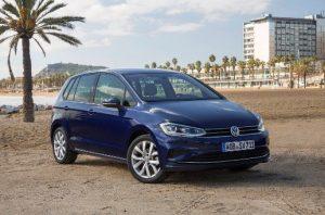 vw-golf-sportsvan-2020-aussen-front-seitlich