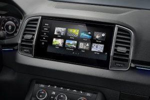 skoda-assistenzsysteme-display-2020-innen