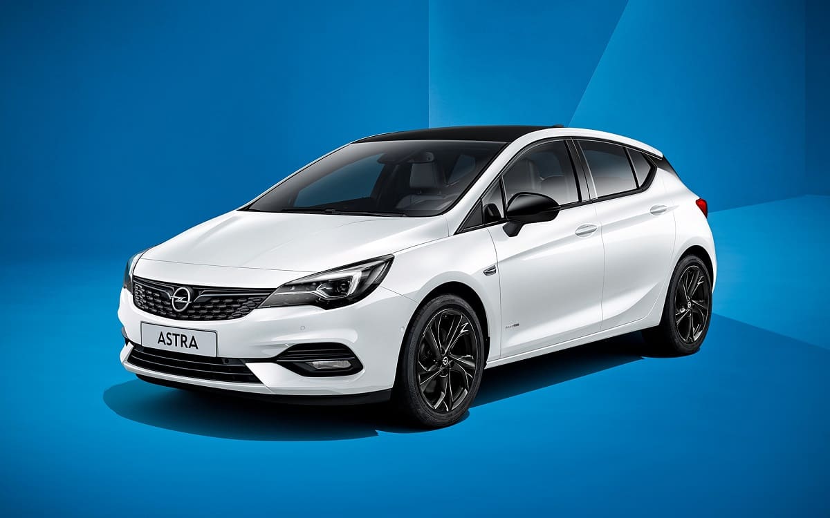 Opel Astra 2021