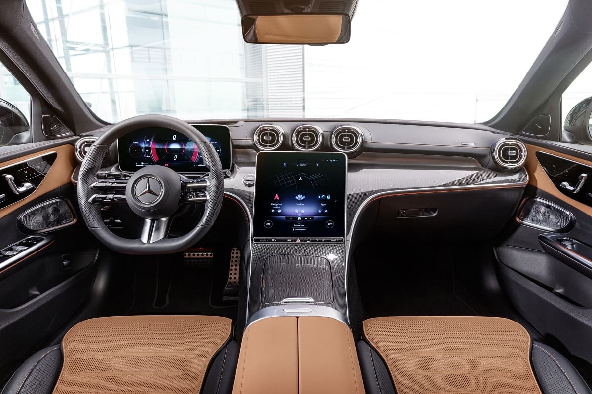 mercedes-c-klasse-limousine-2021-innen-cockpit