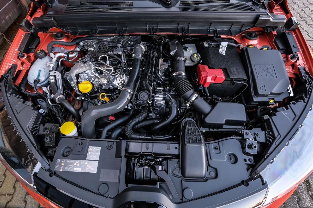 renault-arkana-2021-innen-motor