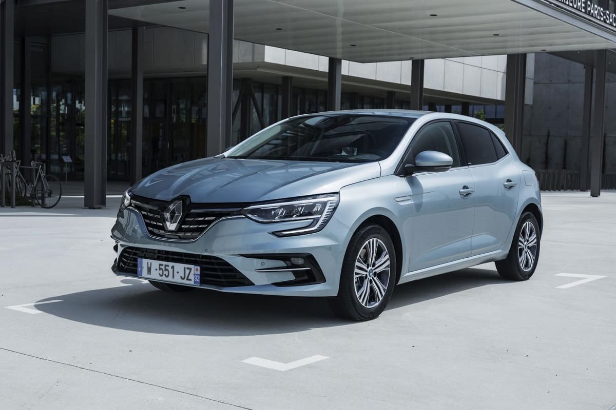 Renault Mégane 5-Türer IV im Test (2021): Verhilft das Lifting dem  Golf-Gegner zu einem neuen Höhenflug? 