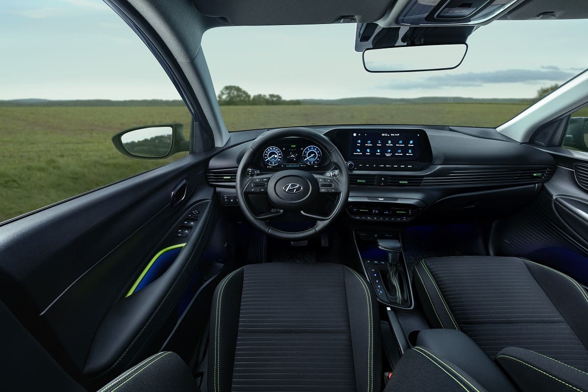 hyundai-i20-2021-innen-cockpit