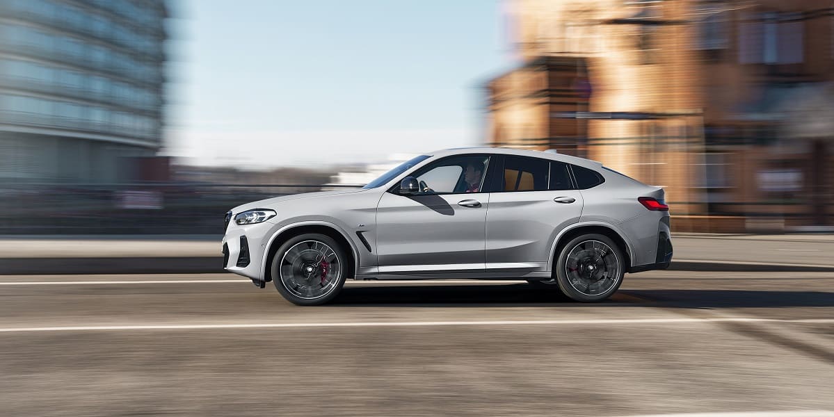 bmw-x4-coupe-2021-aussen-seite