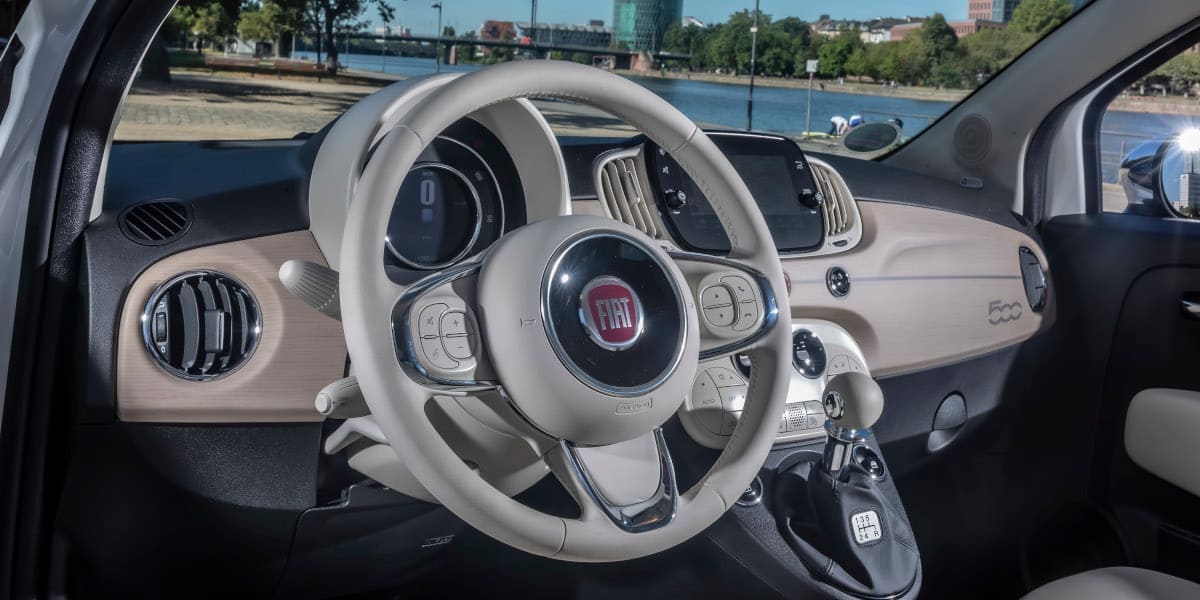 fiat-500-dolcevita-2021-innen