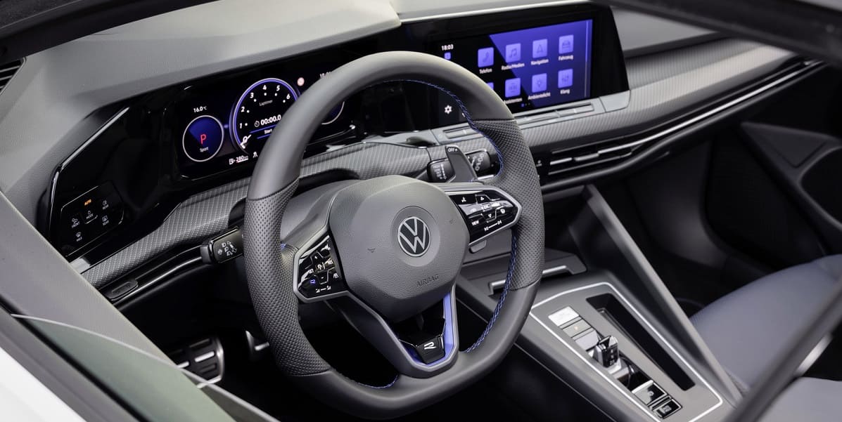 vw-golf-8-variant-r-2021-innen-cockpit