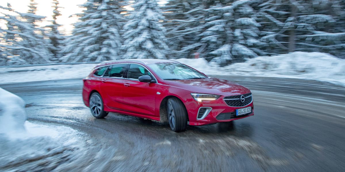 Opel Insignia Allrad Winter Schnee