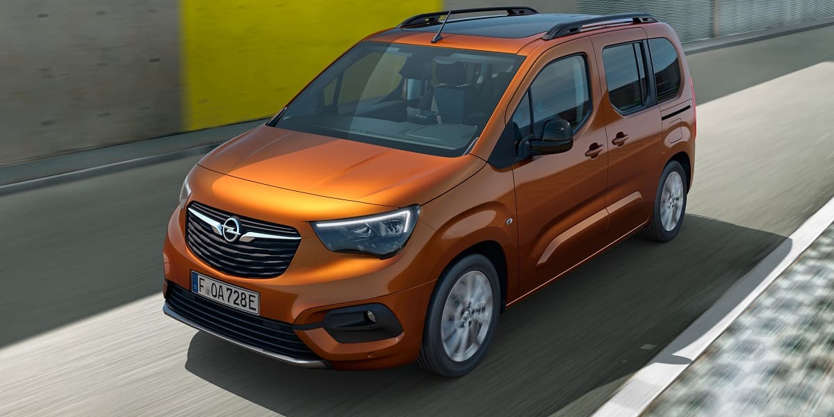 Opel Combo-e Life im Test: Fährt der Van auch mit E-Antrieb volles Programm?