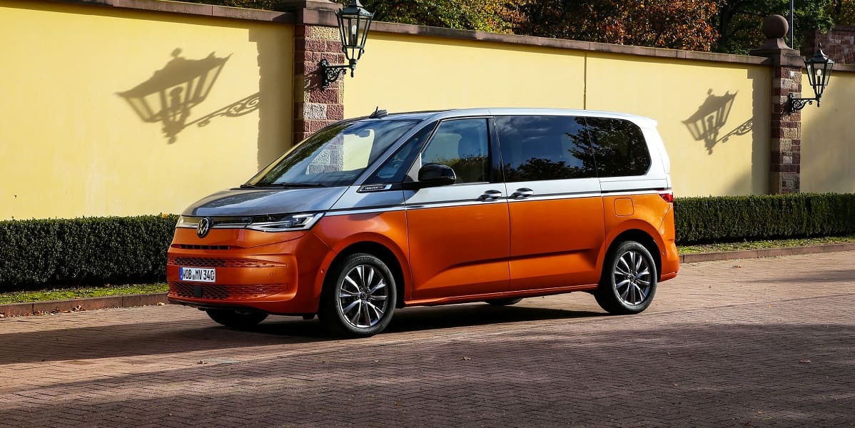 VW Multivan T7 im Test: Wie gut ist der VW-Bus als Golf im Großformat?