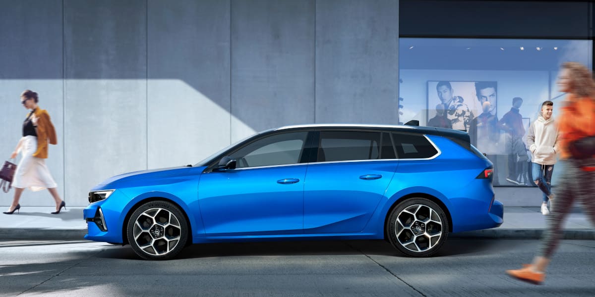 Opel Astra Sports Tourer: Sportkombi mit neuem Marken-Design