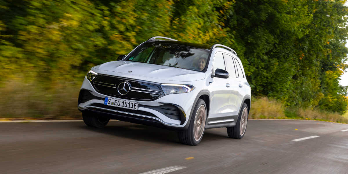 Mercedes-Benz EQB (Test 2022): Wie gut ist das siebensitzige Familien-SUV als Stromer?