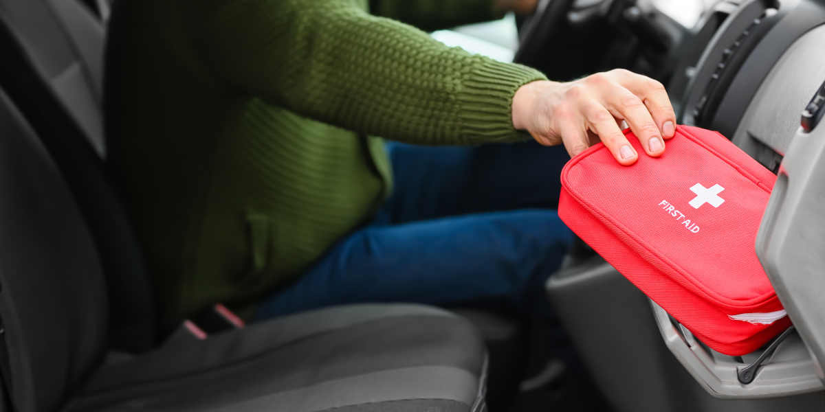 Verbandskasten Auto Handschufach
