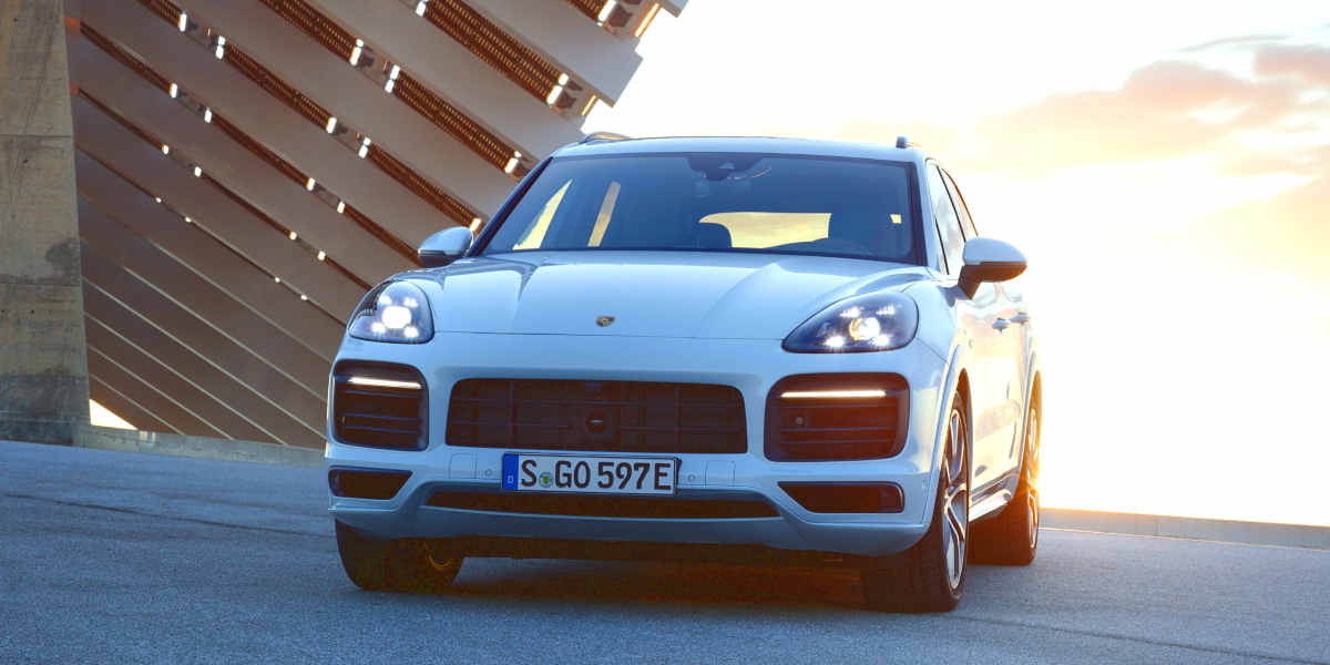 Porsche Cayenne E-Hybrid (Test 2022): Mehr Power und mehr Ausdauer