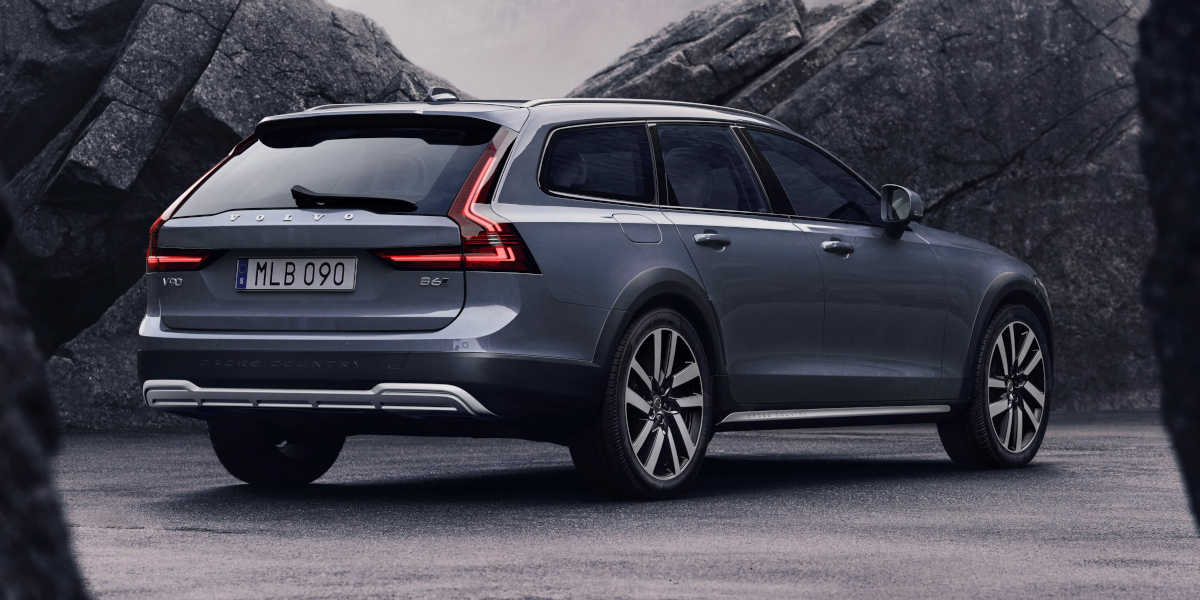 The Volvo V90 