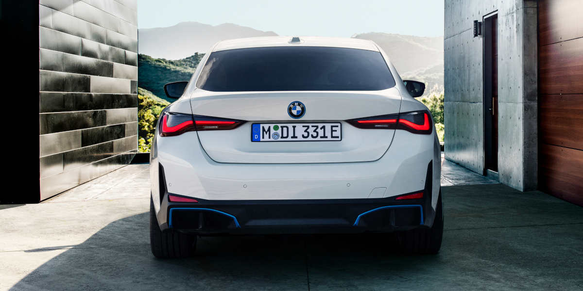  BMW i4