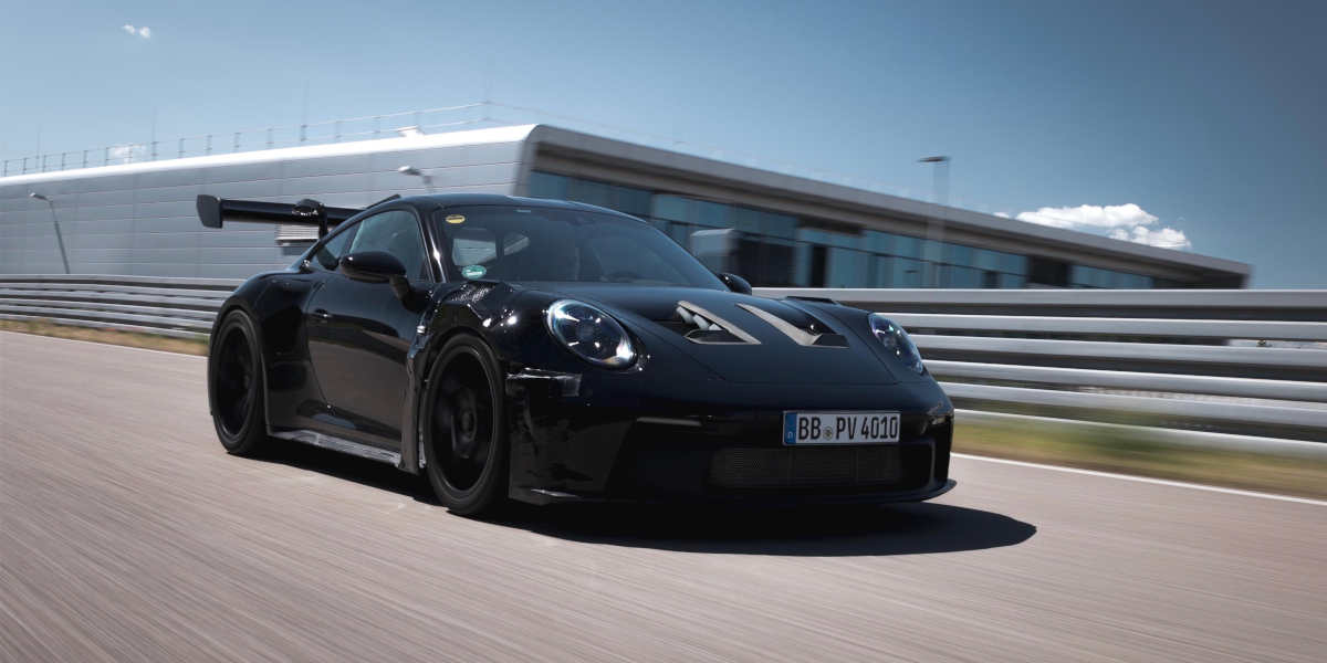 Für Rennstrecken optimiert: Porsche 911 GT3 RS feiert heute Weltpremiere