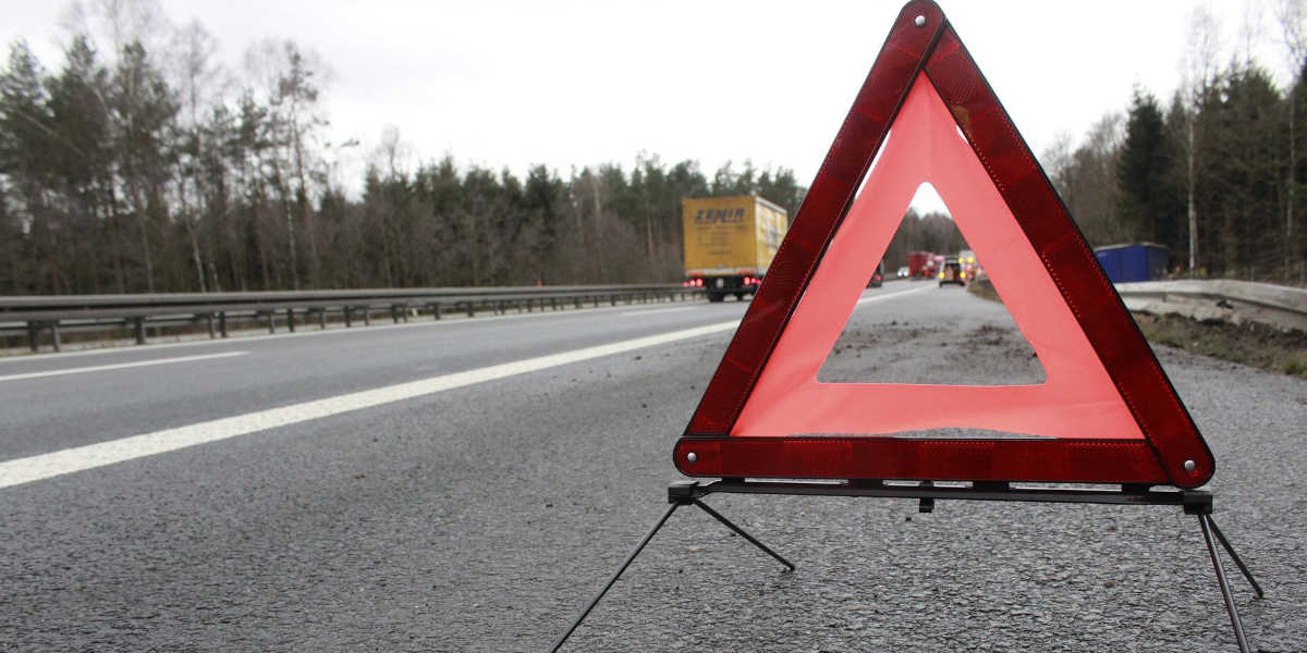 Warndreieck Unfall