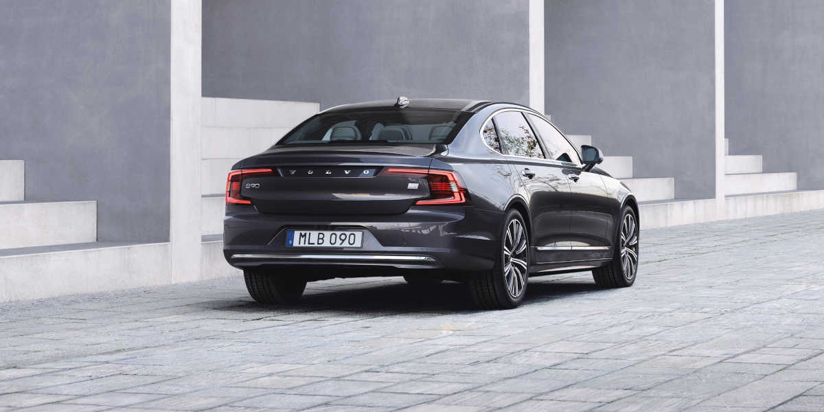 The refreshed Volvo S90