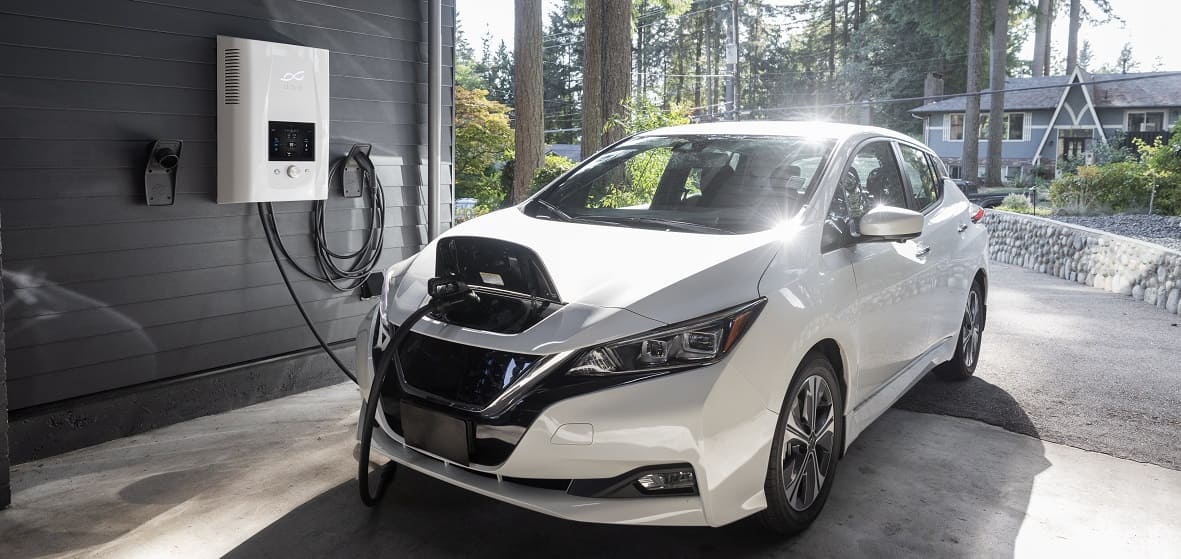 E-Auto an Wallbox zuhause