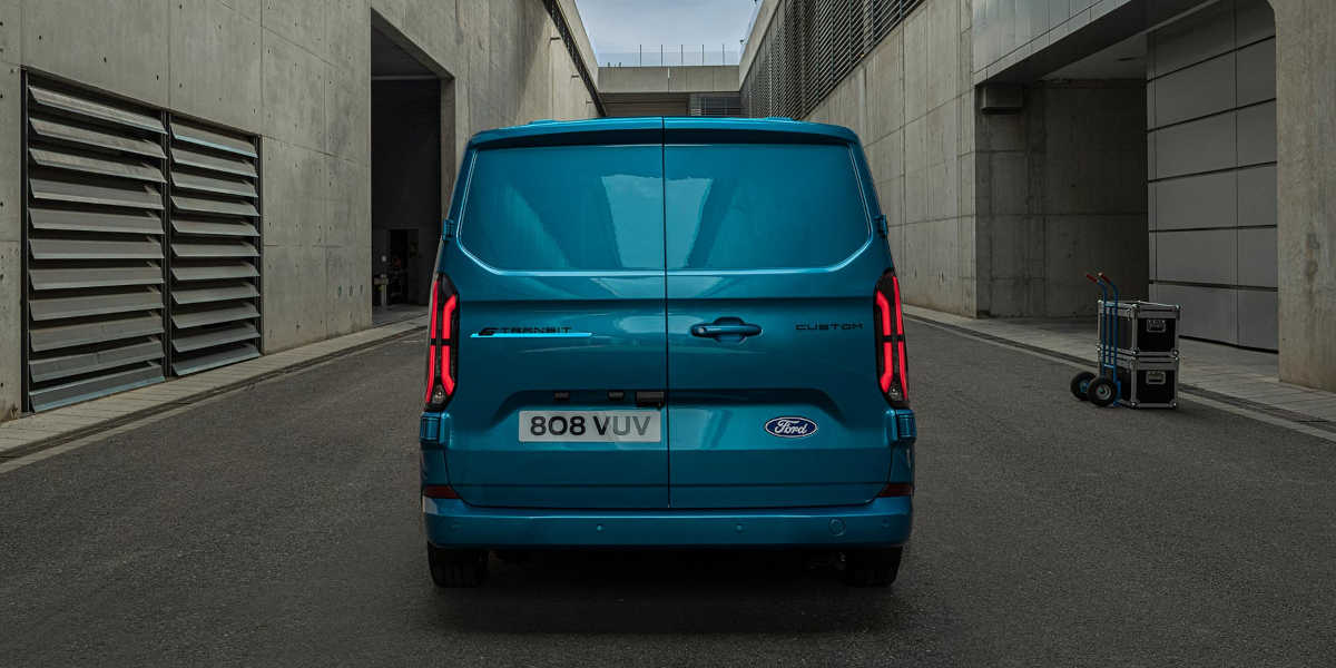 Ford E-Transit 