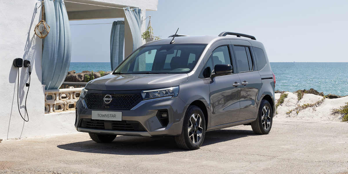 Nissan Townstar EV Kombi: Ab Herbst für weniger als 40.000 Euro zu haben